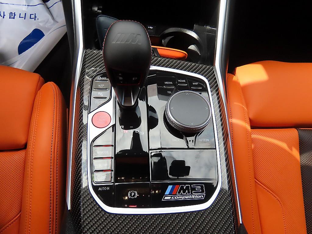 BMW M3 — photo 11