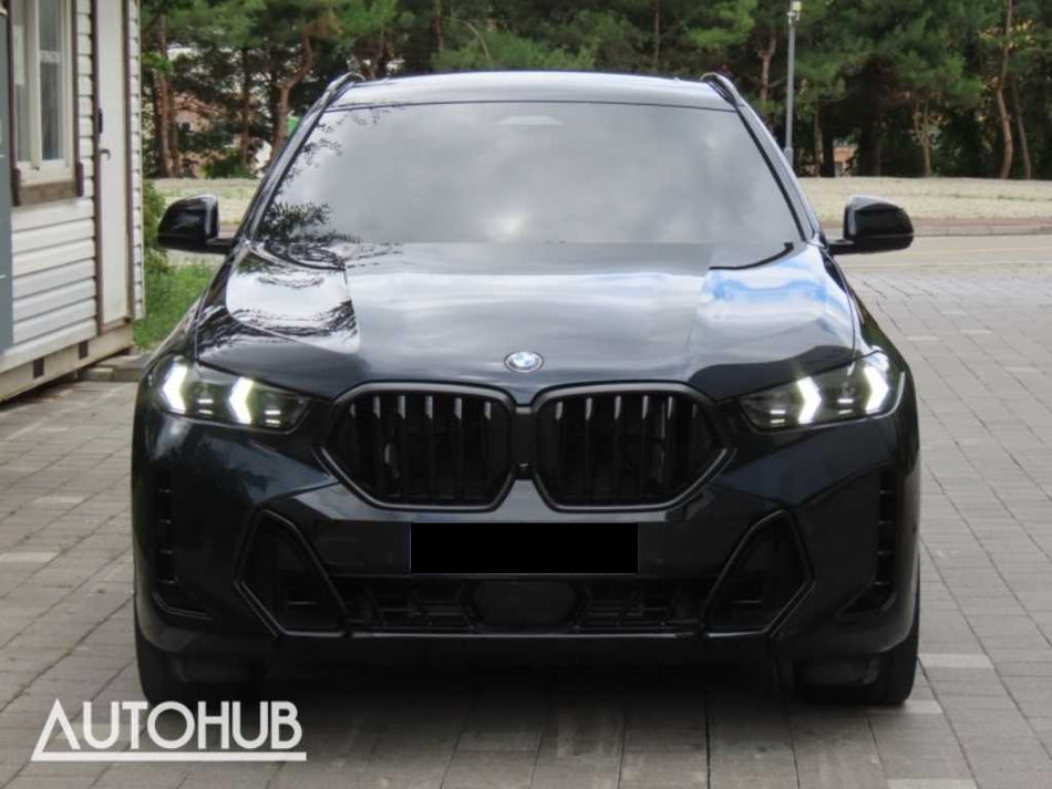 BMW X6 — photo 01