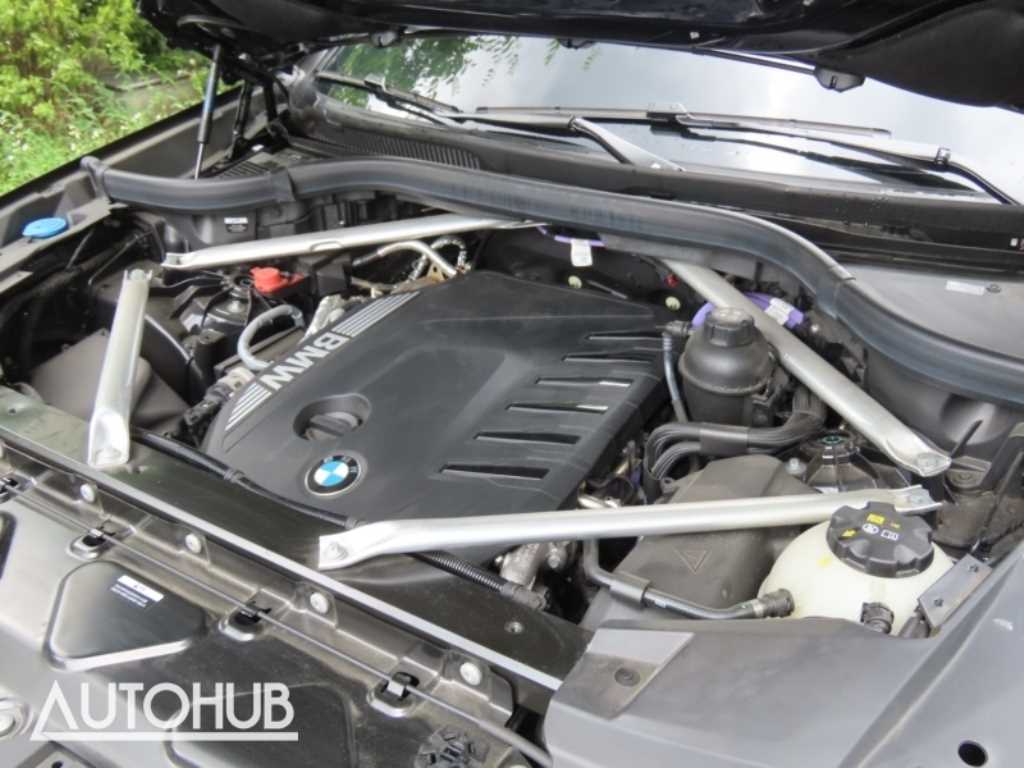 BMW X6 — photo 05
