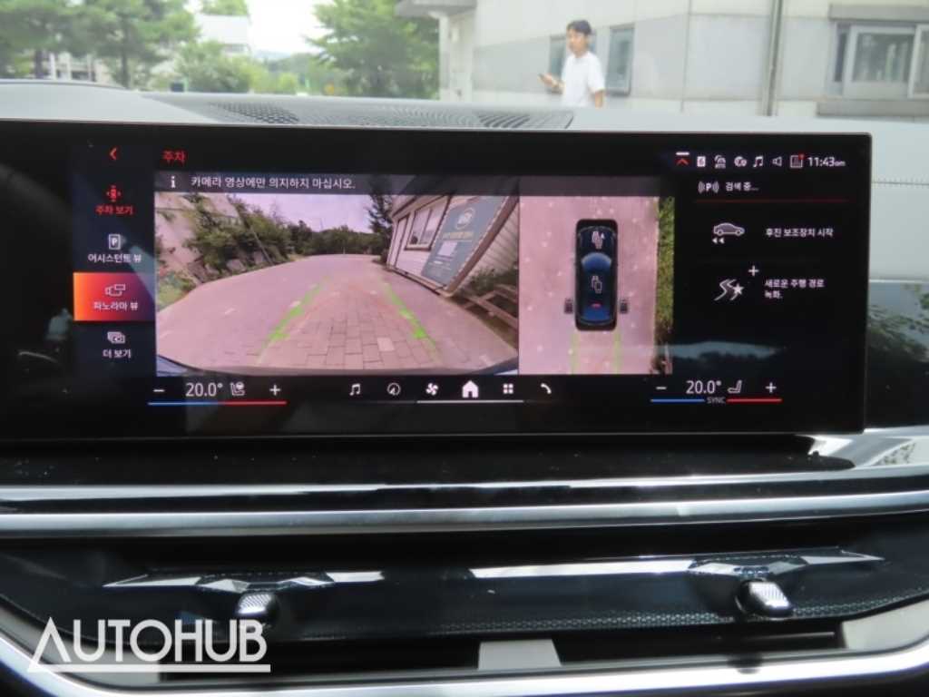 BMW X6 — photo 10