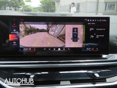BMW X6 — photo 10