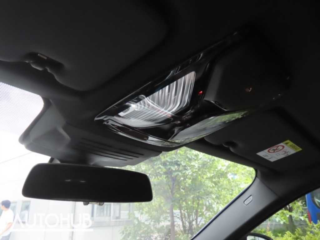 BMW X6 — photo 11