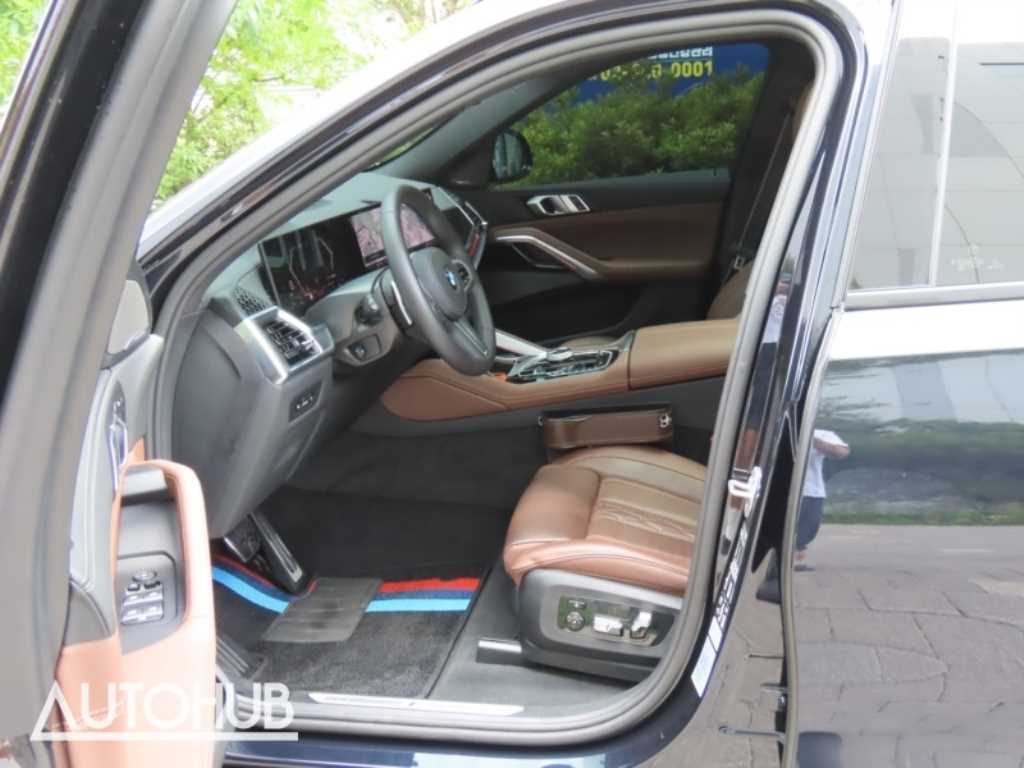 BMW X6 — photo 14