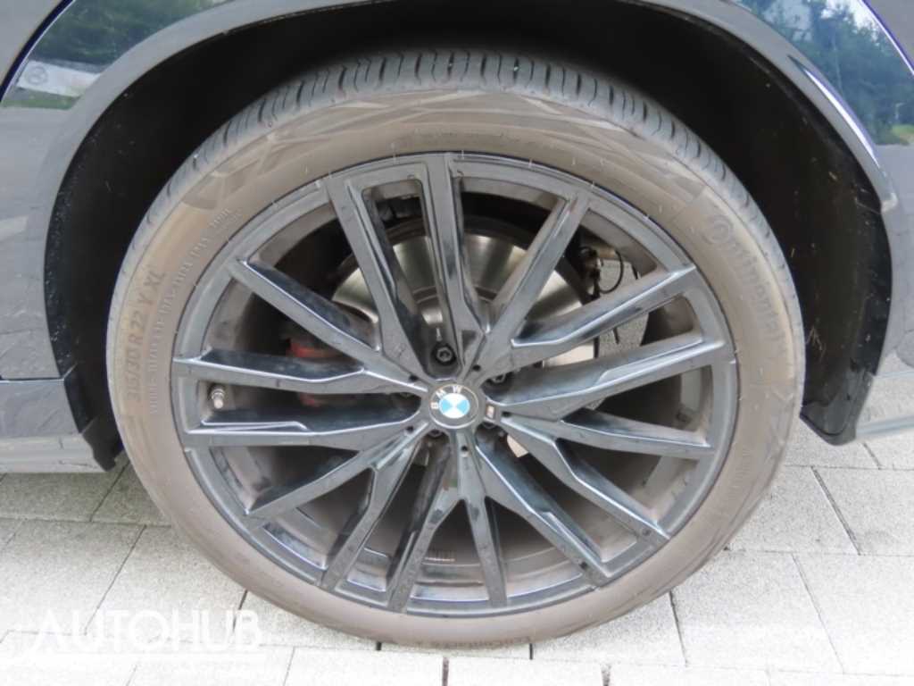 BMW X6 — photo 18