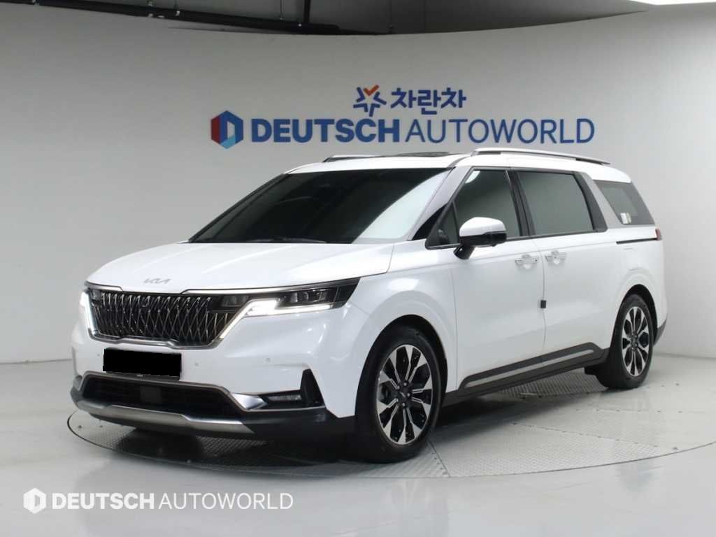 Kia Carnival — photo 01