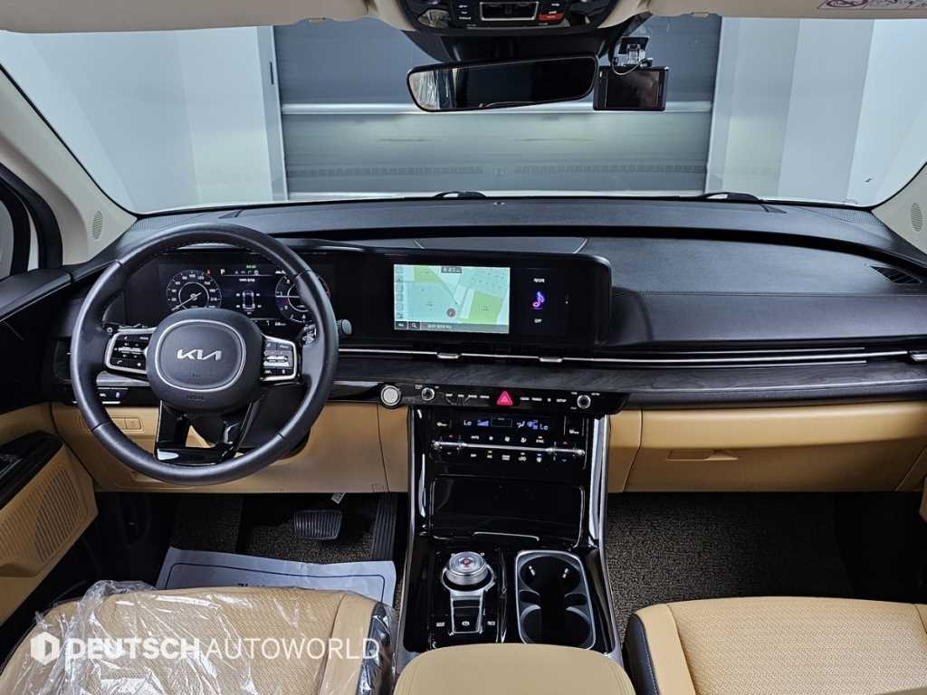 Kia Carnival — photo 07