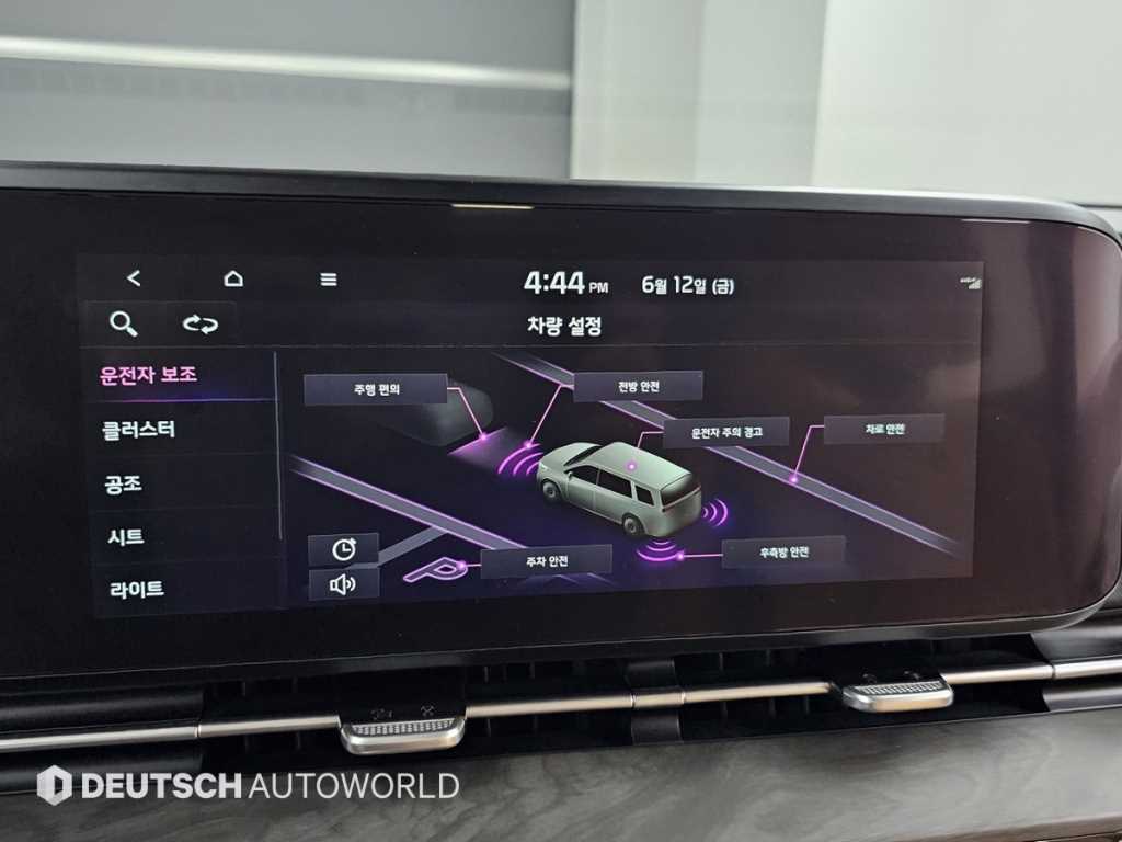 Kia Carnival — photo 19