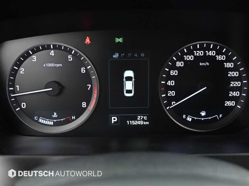 Hyundai Sonata — photo 08