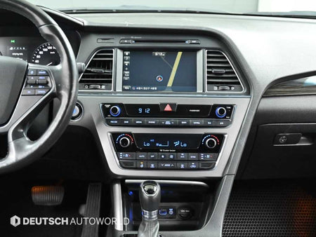 Hyundai Sonata — photo 14