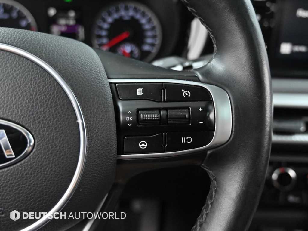 Kia K5 — photo 16