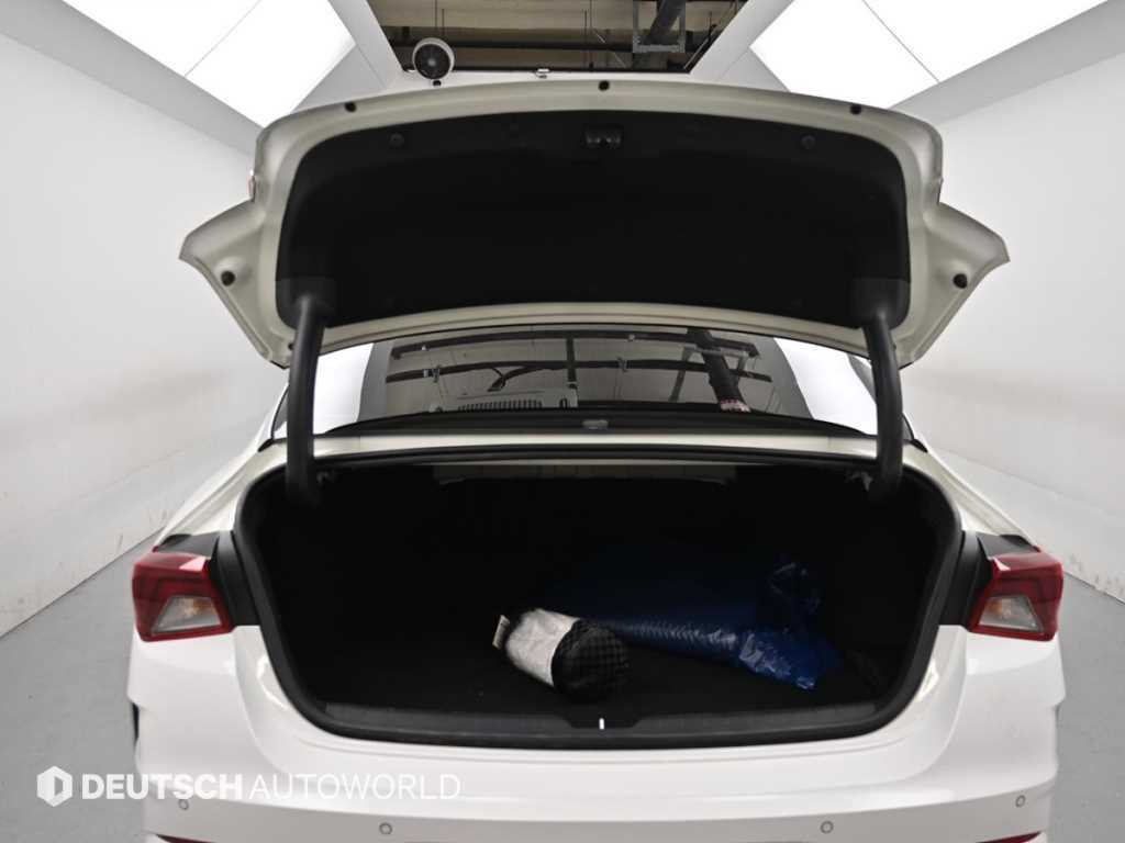 Kia K5 — photo 19