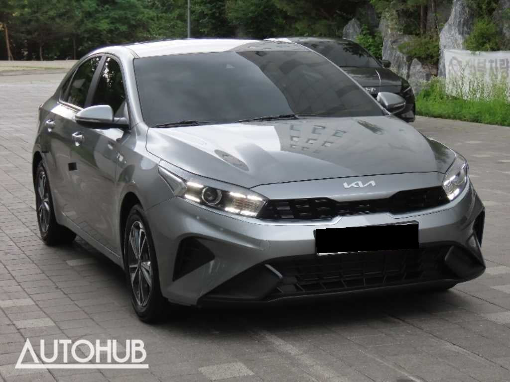 Kia K3 — photo 02