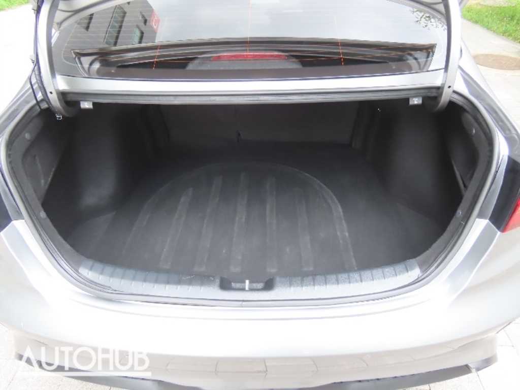Kia K3 — photo 19