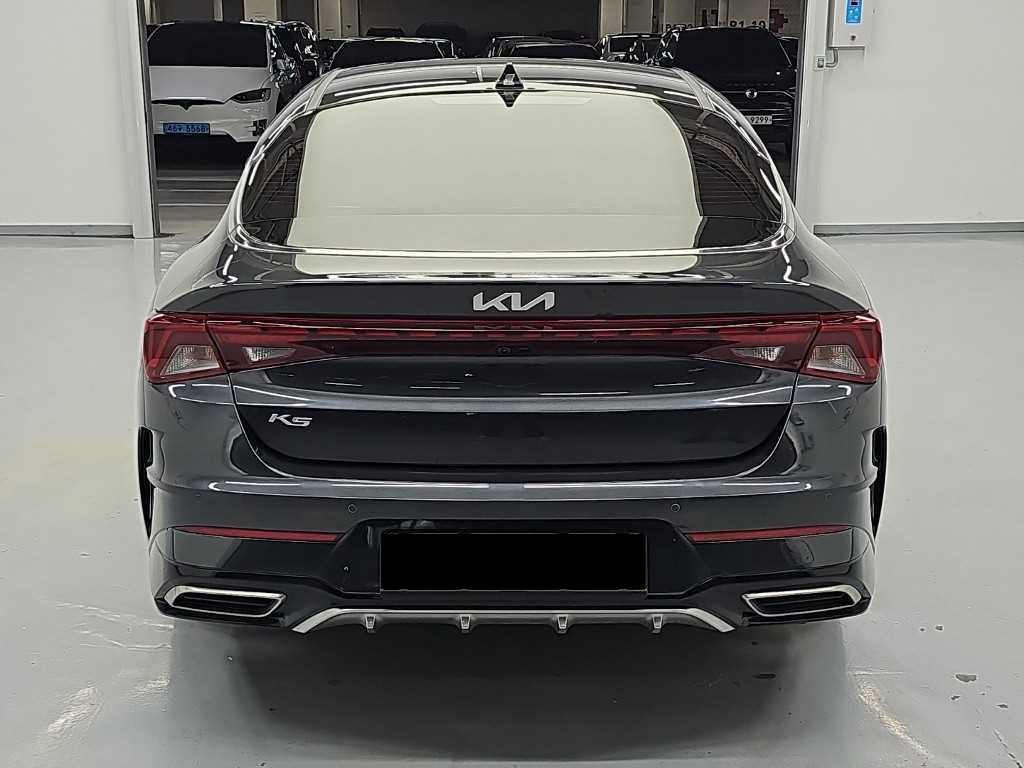 Kia K5 — photo 03