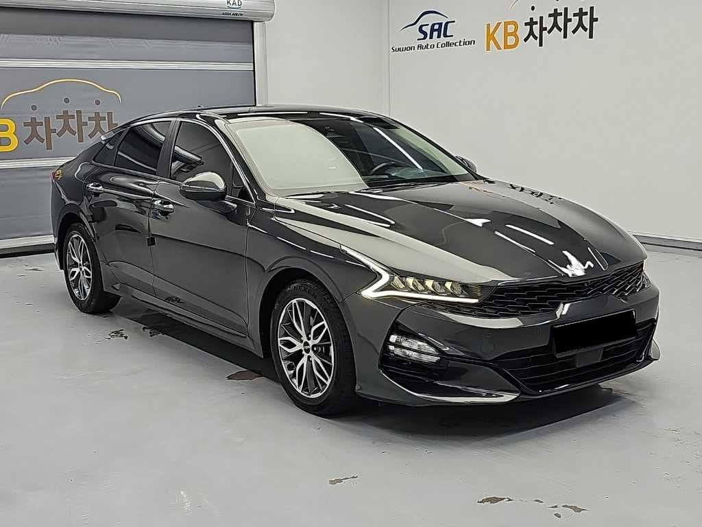Kia K5 — photo 04