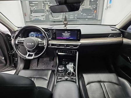 Kia K5 — photo 07