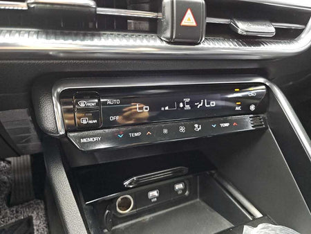 Kia K5 — photo 10