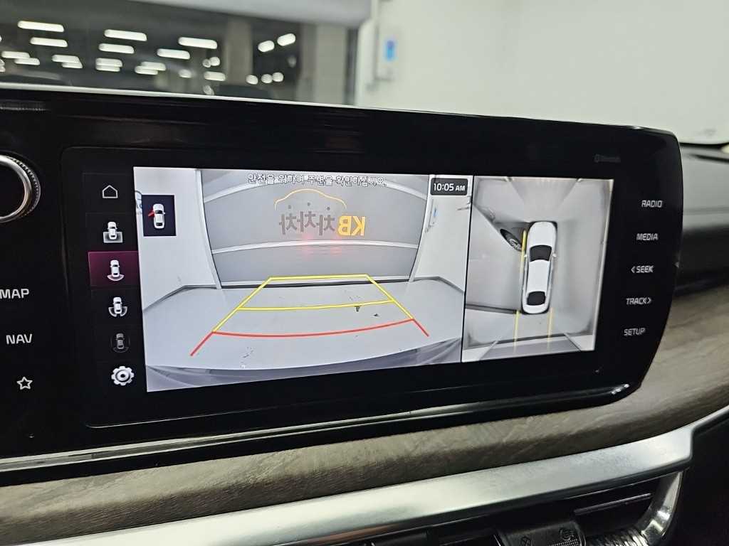 Kia K5 — photo 16