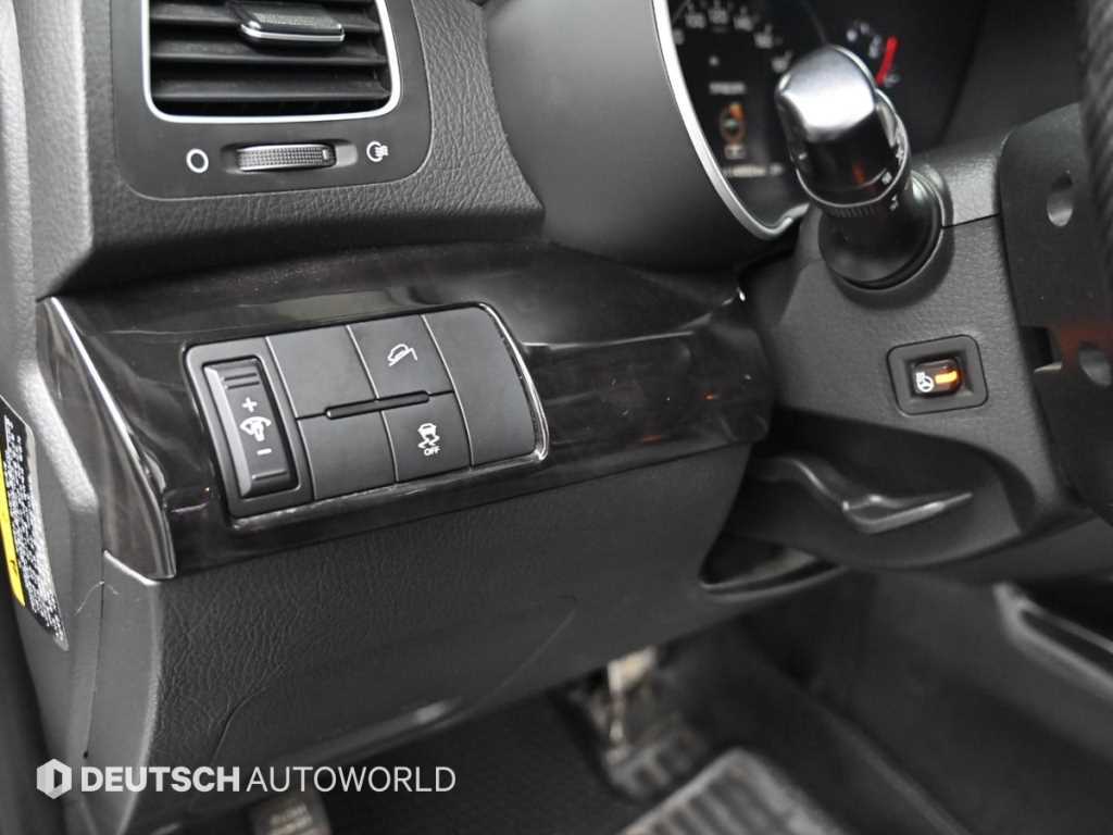 Kia Sorento — photo 17