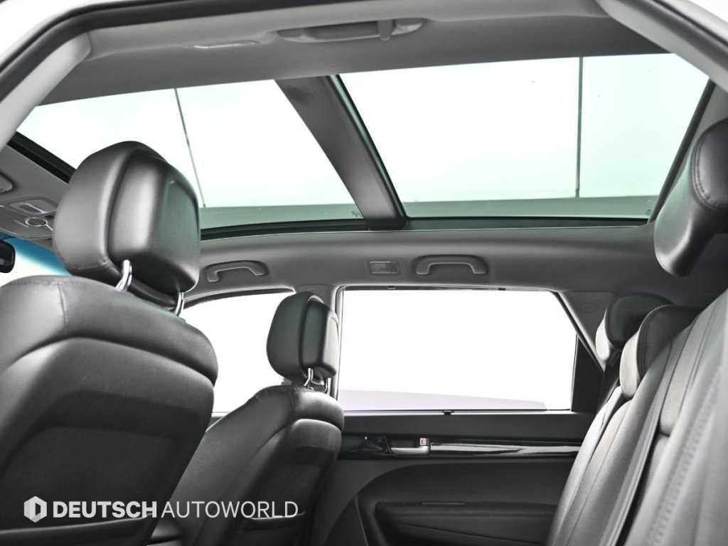 Kia Sorento — photo 18
