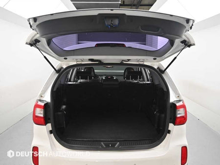 Kia Sorento — photo 19