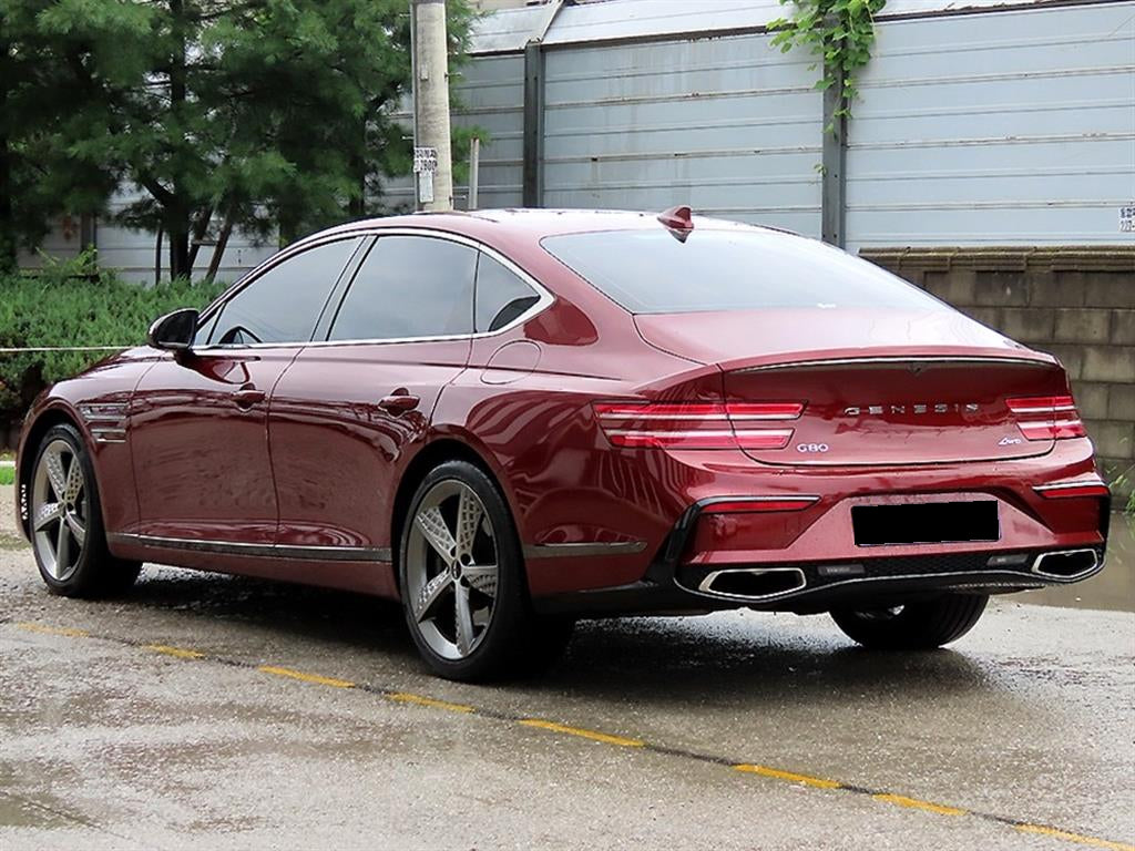 Genesis G80 — photo 03