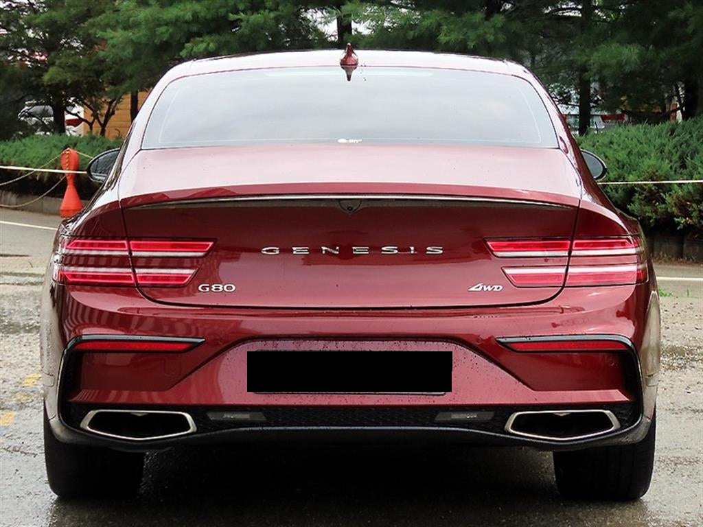 Genesis G80 — photo 04