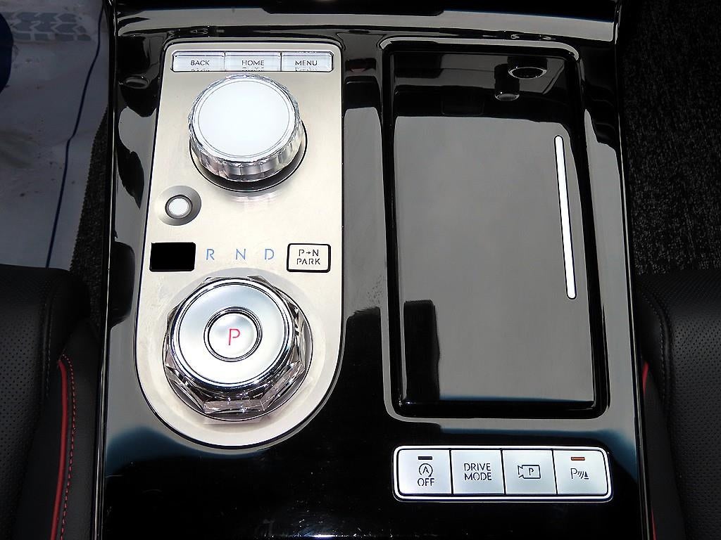 Genesis G80 — photo 11