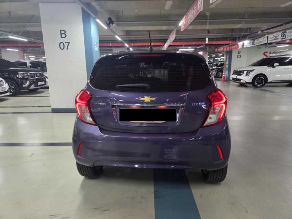 CHEVROLET Spark — photo 04