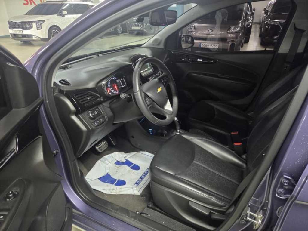 CHEVROLET Spark — photo 05