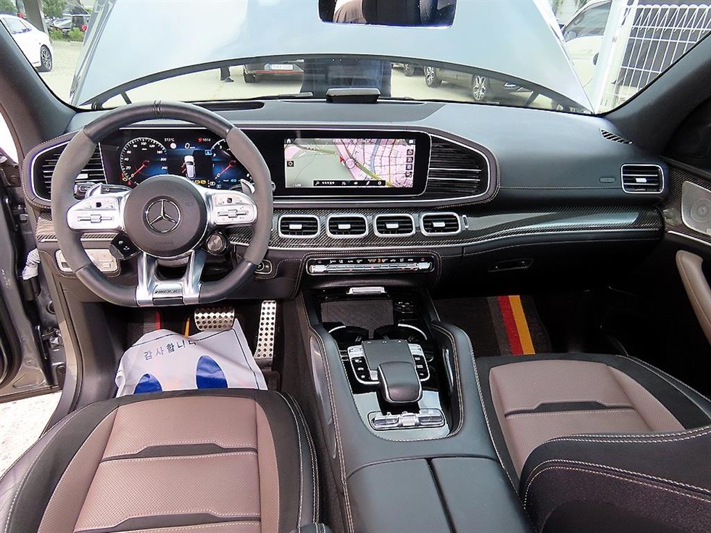 Mercedes-Benz GLE-Class — photo 07