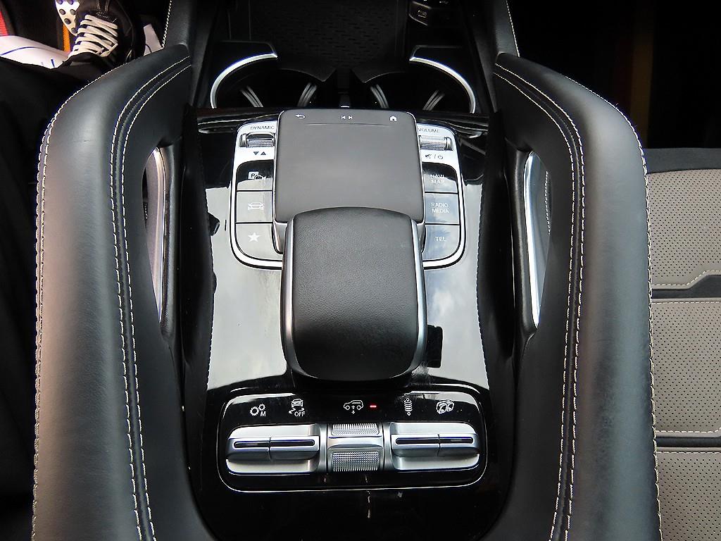 Mercedes-Benz GLE-Class — photo 13