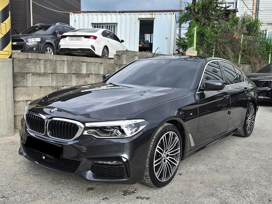 BMW 5-Series — photo 02