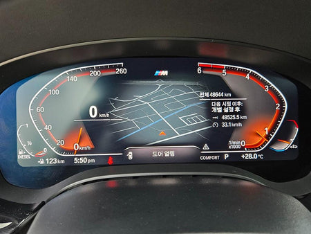 BMW 5-Series — photo 08