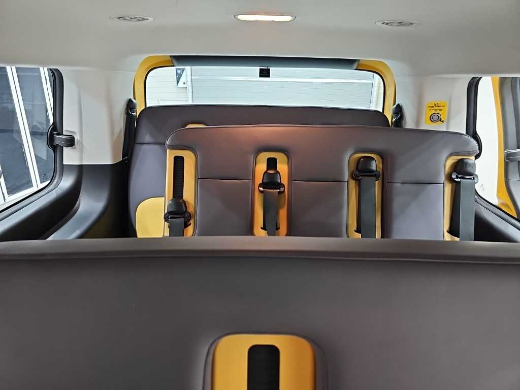 Hyundai Staria — photo 13