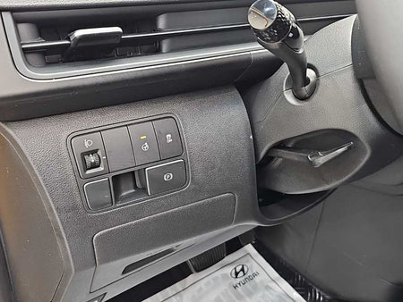 Hyundai Staria — photo 17