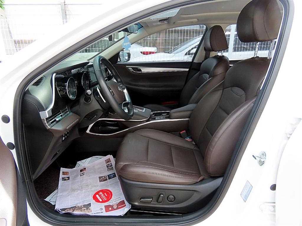 Hyundai Grandeur — photo 05