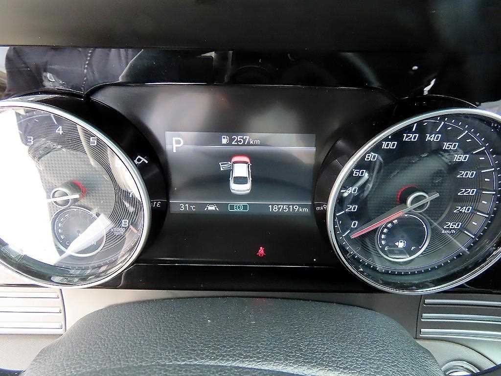 Hyundai Grandeur — photo 09