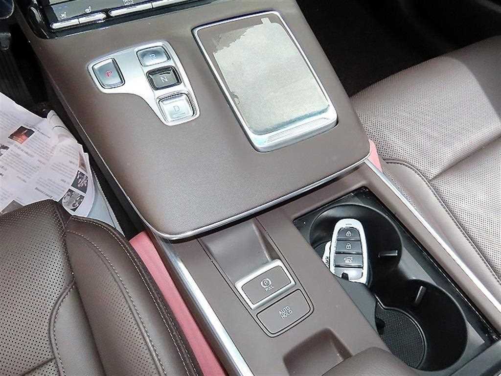 Hyundai Grandeur — photo 10