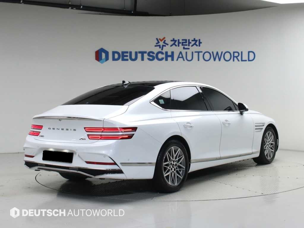 Genesis G80 — photo 02