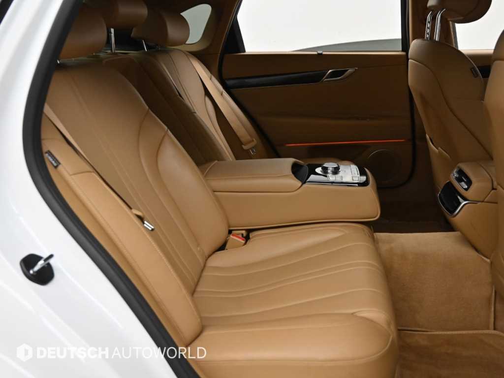 Genesis G80 — photo 12