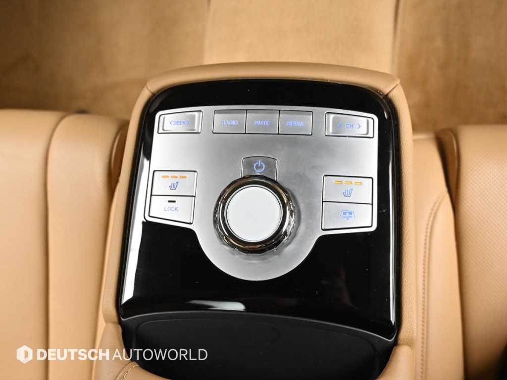 Genesis G80 — photo 16