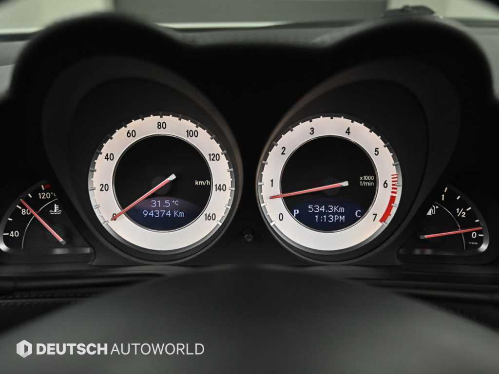 Mercedes-Benz SL-Class — photo 08
