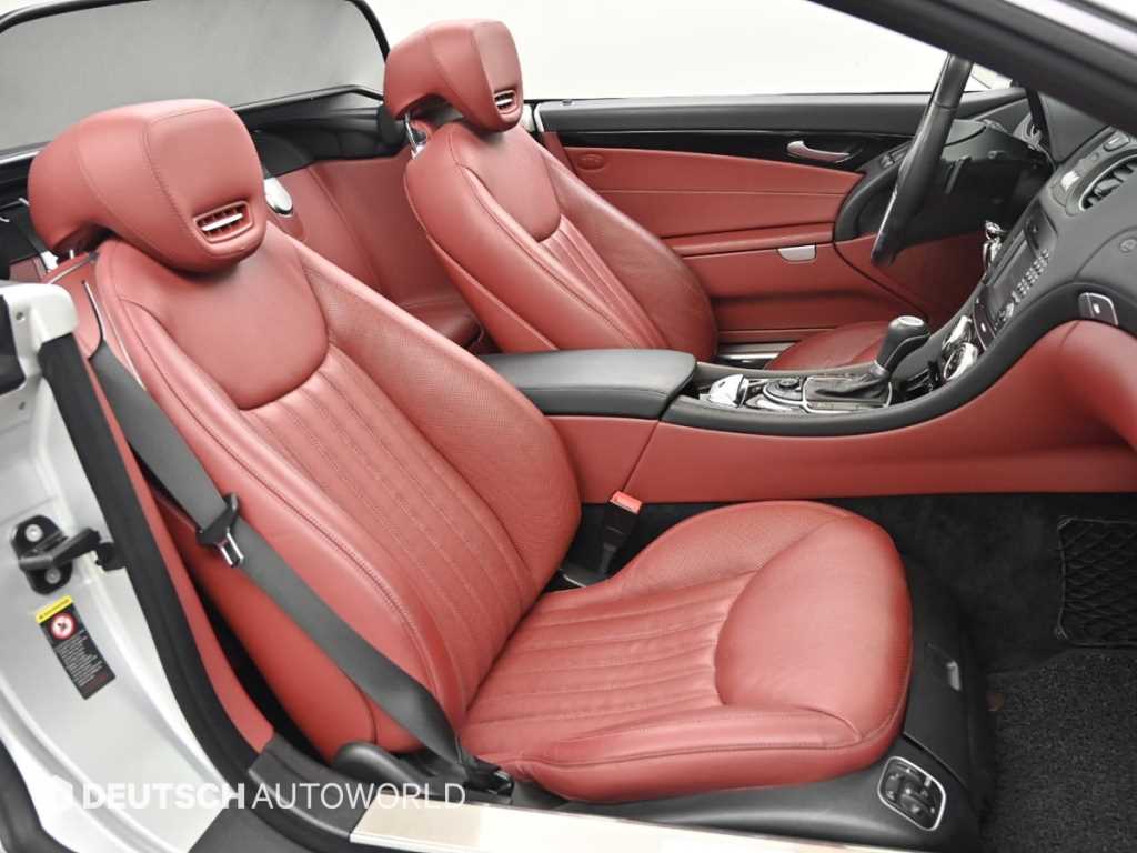 Mercedes-Benz SL-Class — photo 10