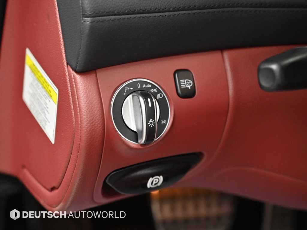 Mercedes-Benz SL-Class — photo 15