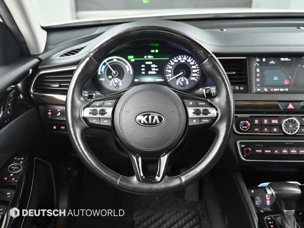 Kia K7 — photo 13