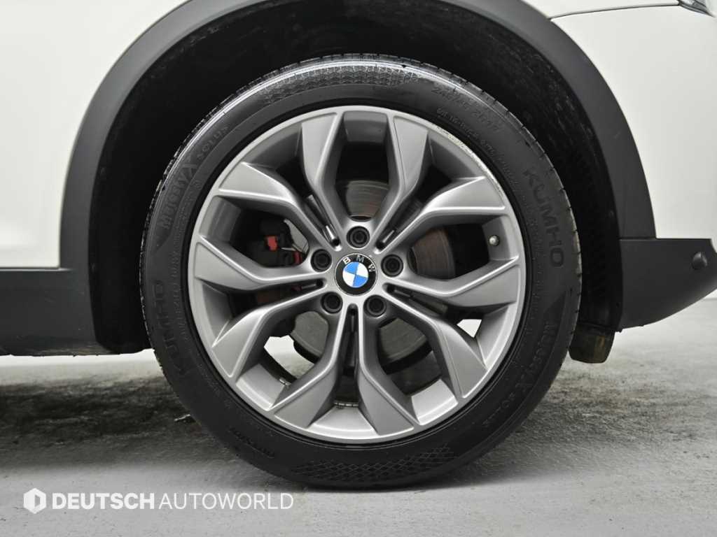 BMW X3 — photo 06