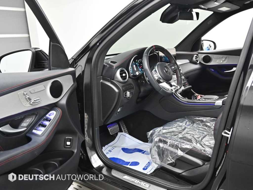 Mercedes-Benz GLC-Class — photo 11