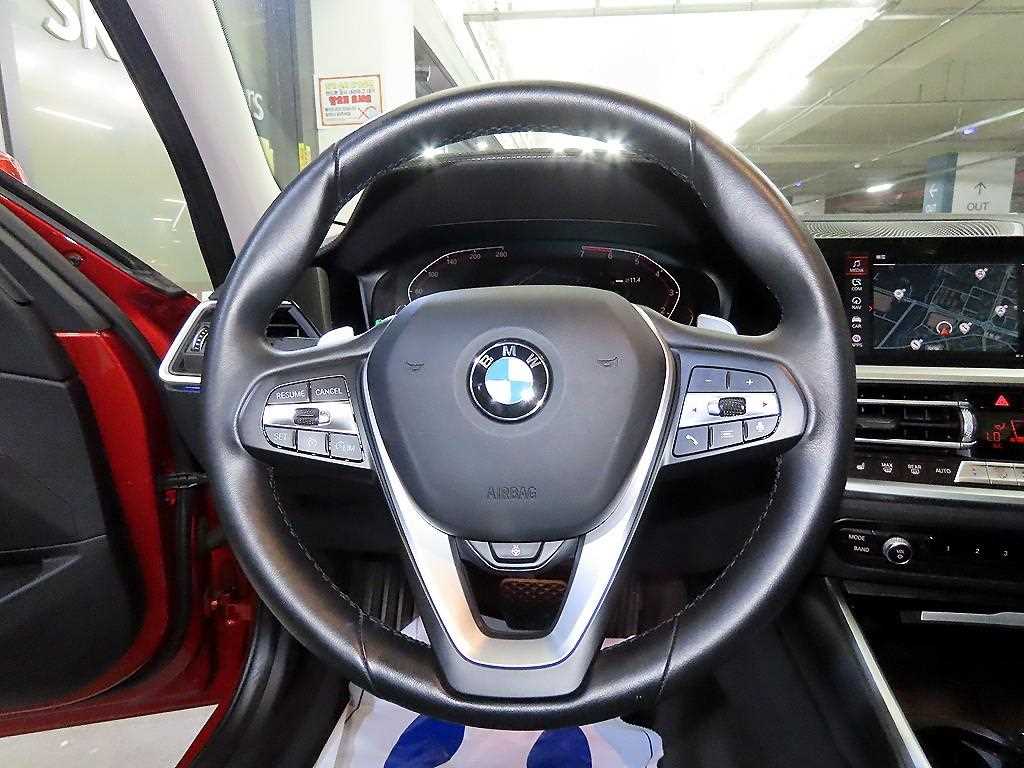 BMW 3-Series — photo 08
