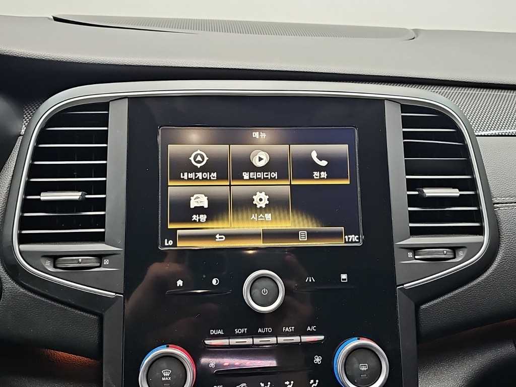 RENAULT SM6 — photo 14
